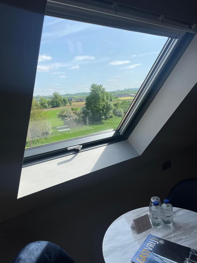 B&B Het Notarishuis - Authentiek Verblijf Nabij Maastricht Voeren Ngoại thất bức ảnh