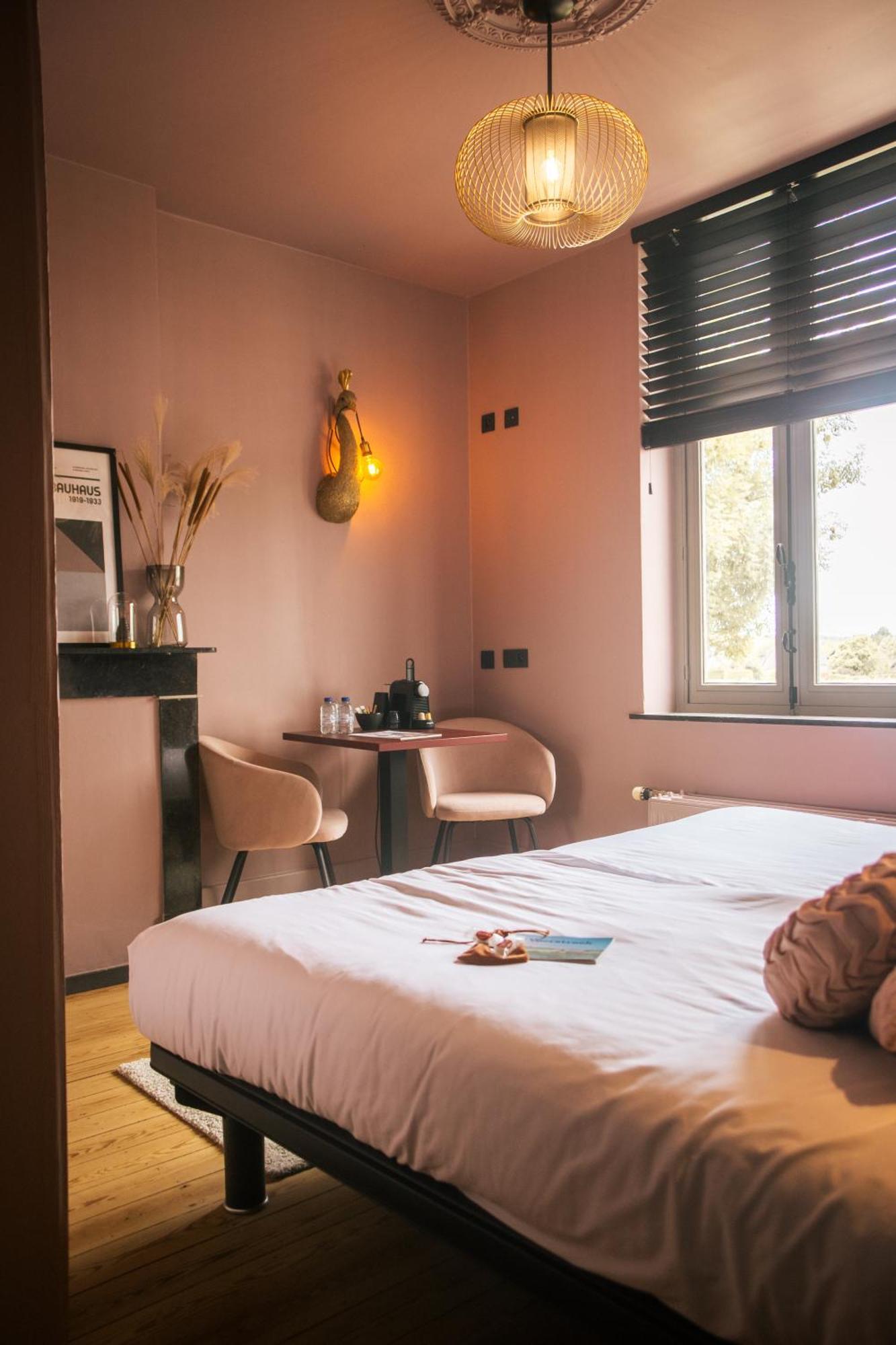 B&B Het Notarishuis - Authentiek Verblijf Nabij Maastricht Voeren Ngoại thất bức ảnh