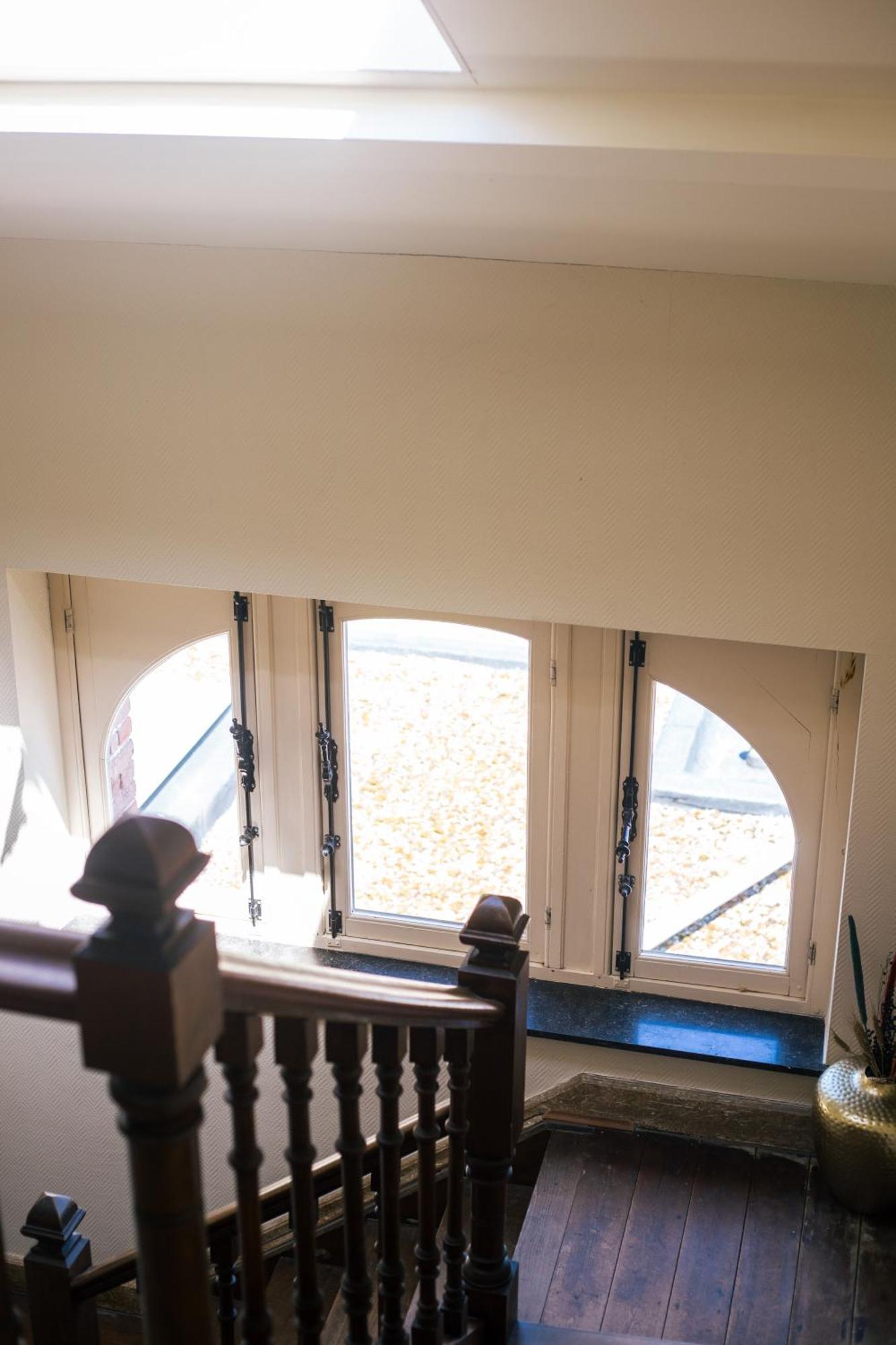 B&B Het Notarishuis - Authentiek Verblijf Nabij Maastricht Voeren Ngoại thất bức ảnh