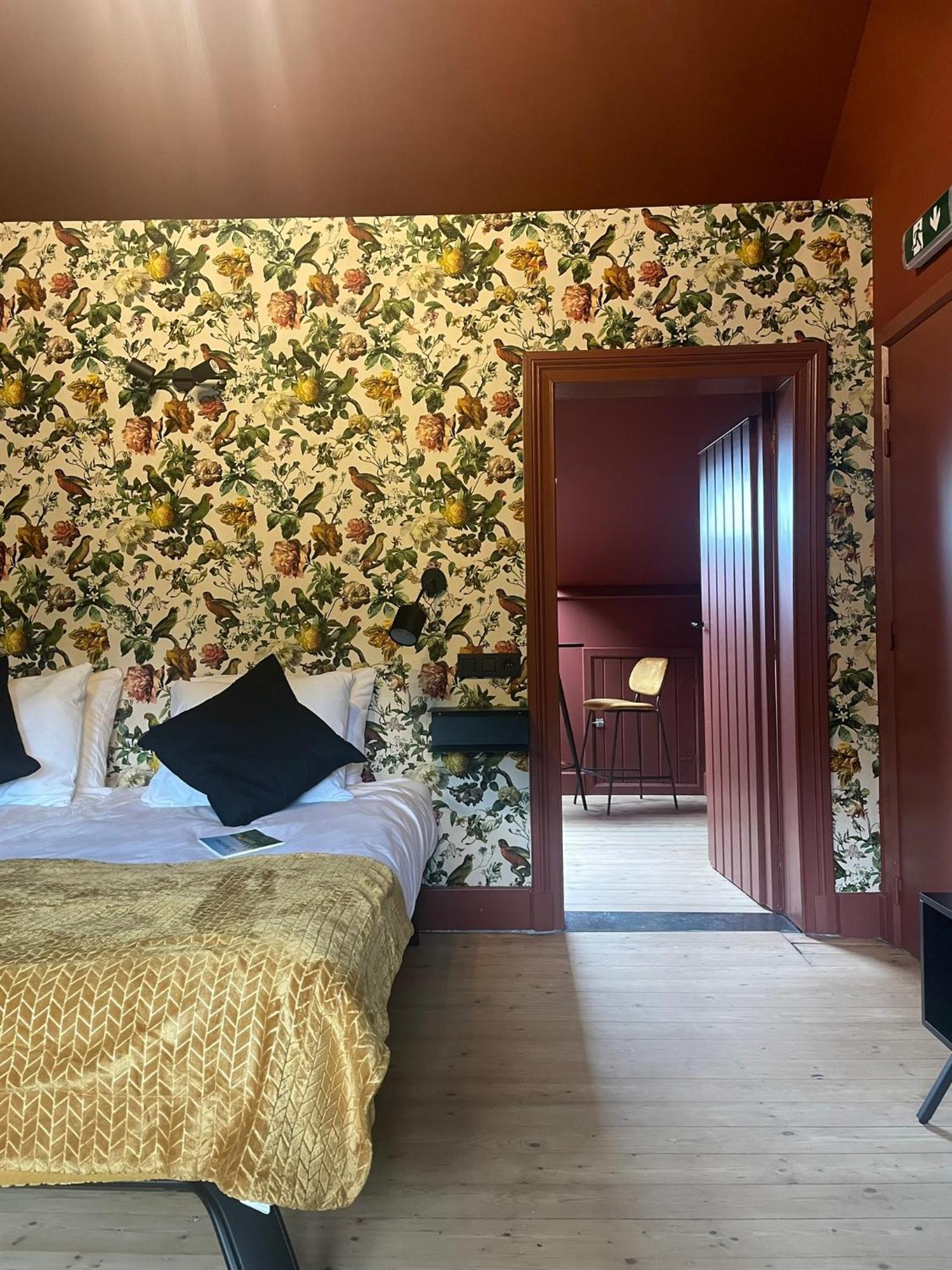 B&B Het Notarishuis - Authentiek Verblijf Nabij Maastricht Voeren Ngoại thất bức ảnh